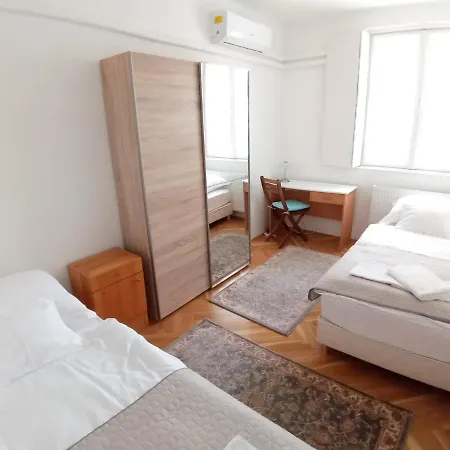 Apartamento Deák